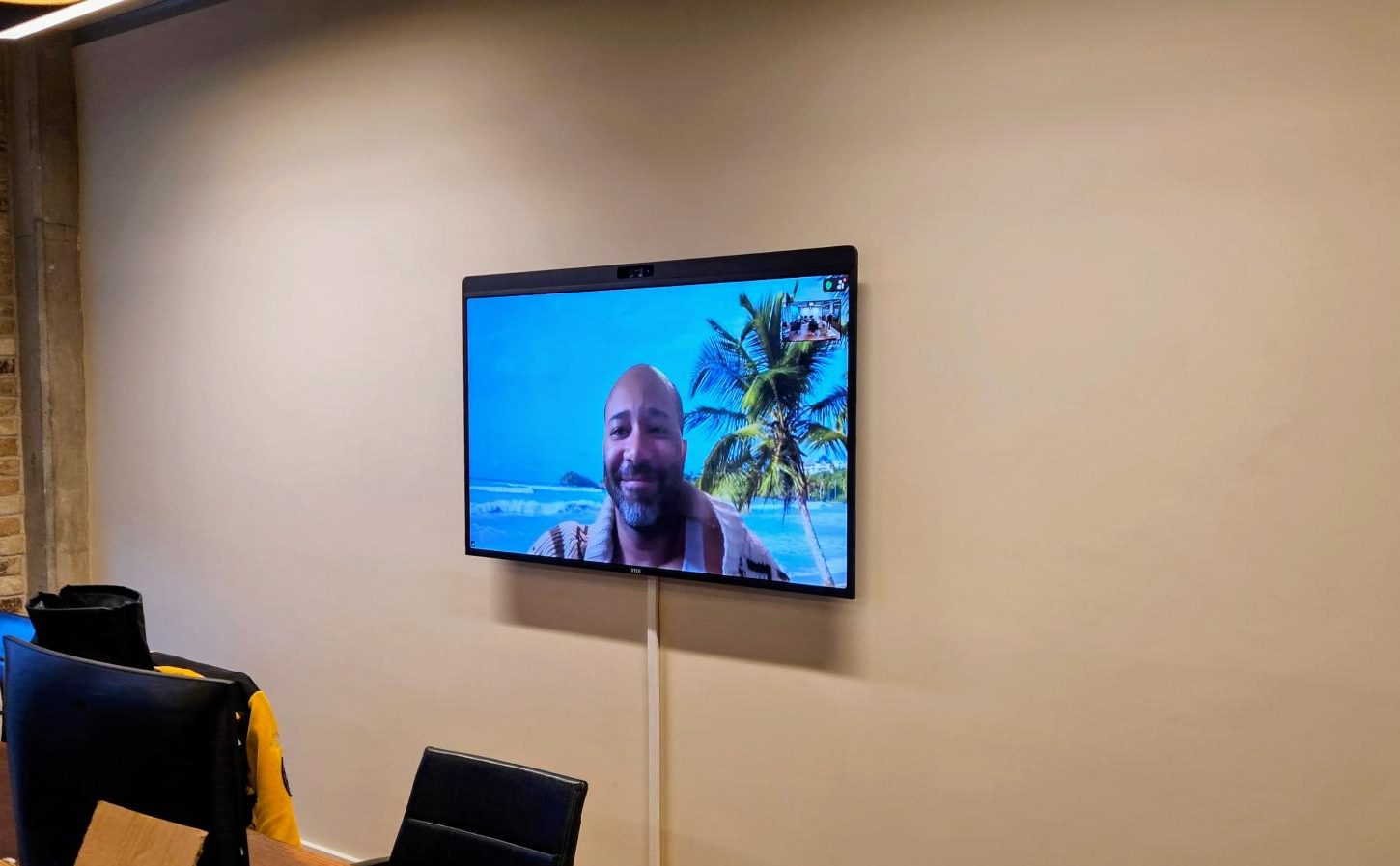 Zoom Rooms meeting environment in Dr Squatch's London office designed to support collaboration between London and Los Angeles teams.